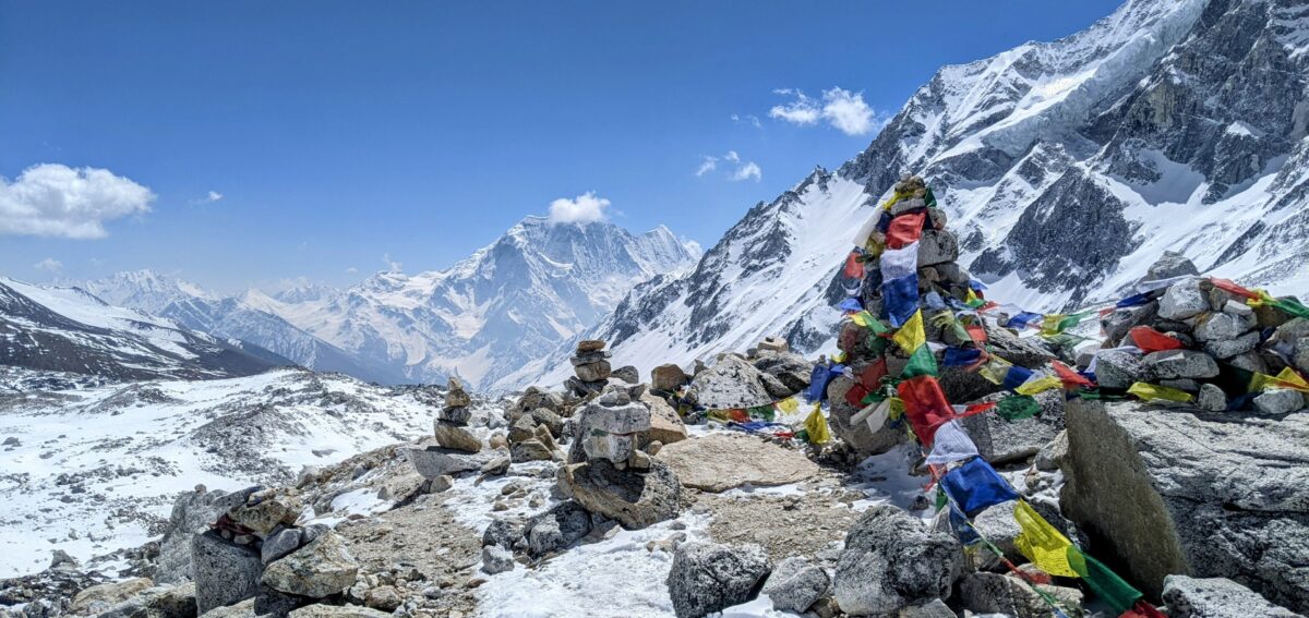 Where is Mount Manslu Located